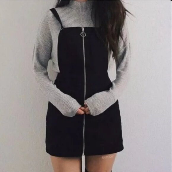 H&M Divided Faux Suede Overall Mini Dress – Black Zip-Up, Size 4 - Picture 1 of 5